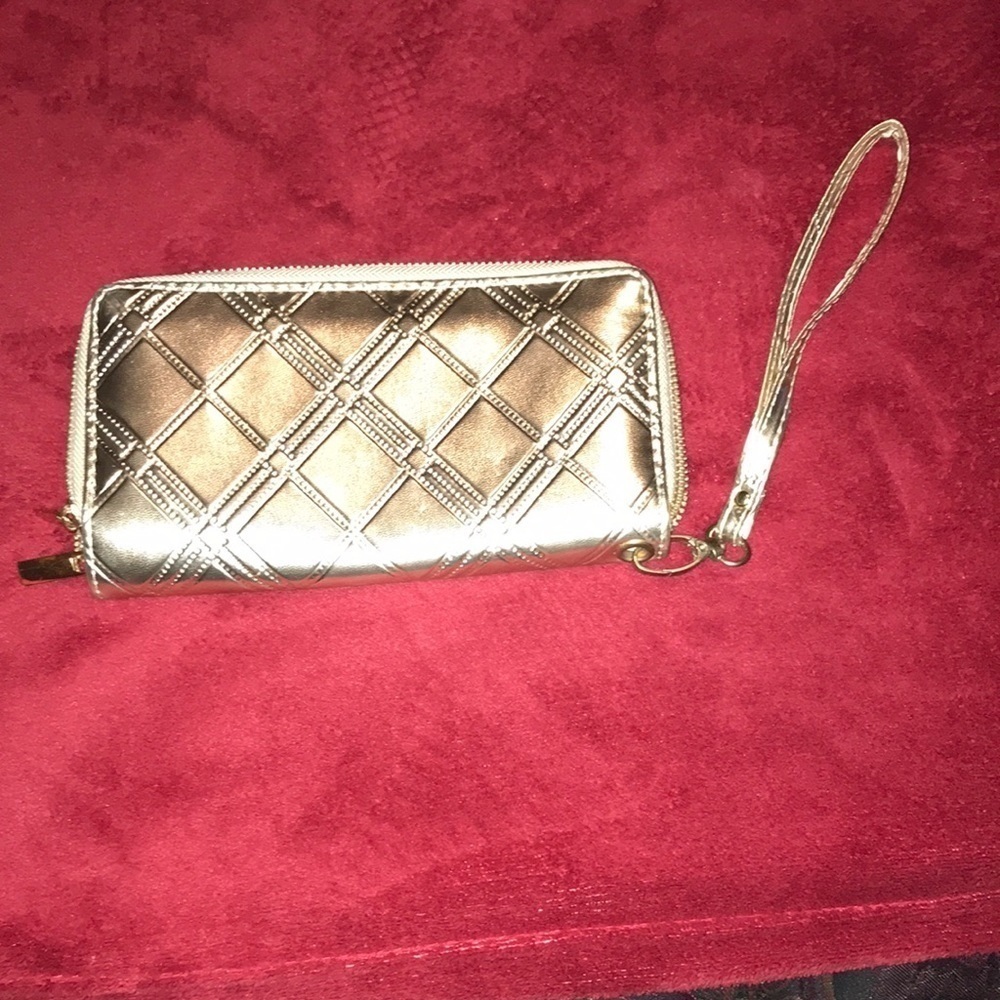 Gold clutch/wristlet!